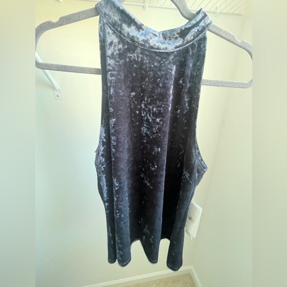 NWT Design Lab navy velvet tank